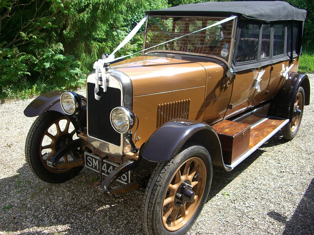 Vintage Wedding Car | 1920s Vintage Wedding Car Hire In Basingstoke