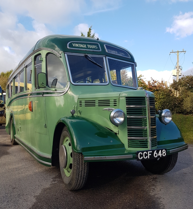 Vintage Bus | Vintage Bus For Wedding Hire In Winchester, Hampshire