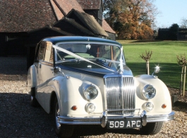 Armstrong Siddeley Sapphire for weddings in Cambridge