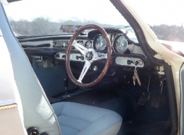 Classic Volvo sports car for weddings in Eastleigh